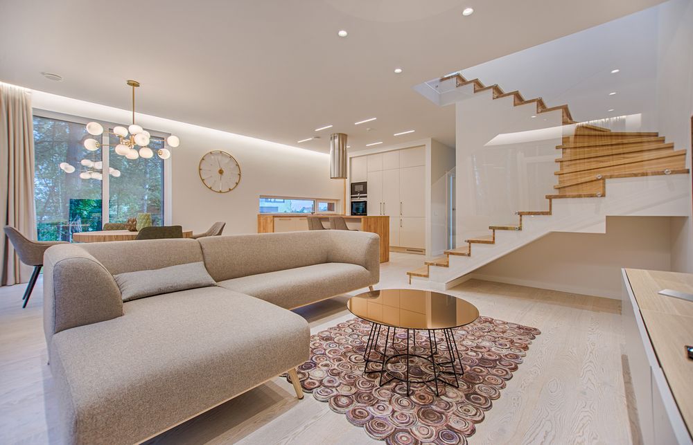 A bright apartment in the centre — illustrative stock photo